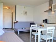 Studio cosy 4 pers, climatisé avec terrasse et parking, proche plage - Le Lavandou - FR-1-251-518