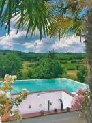 Villa Zvonar near Motovun with large pool and whirlpool