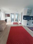 Peaceful Apartment-3 Zi, Loggia & Garden in Blankenese