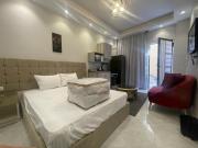 Luxury Host-180 Sheikh-Zayed