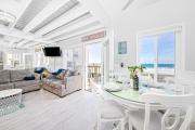 Stunning Ocean Views - Recently Renovated Home & Warm Sunsets