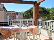 Appartement Duplex avec Terrasse, 2 Chambres, Parking Privé à 2 Min de la Plage - FR-1-251-569