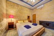 Top Cospicua