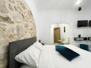 Studios 23 central Apts