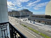 Apartamento frente al Kursaal y la playa