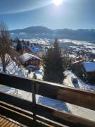 Appartement vue sur montagnes avec garage
