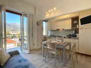 [150mt dal Mare] Monolocale in Centro con Vista Aperta, Wi-Fi e AC