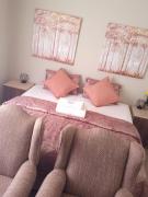 TALITHAS SELF-CATERING ACCOMONDATION