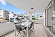 Prime Position! 3Bed2Bath1Car ~ 10mins to CBD