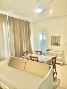 Estudio Ilha Centro Sul Ufsc, ar cond, estac, varanda, vista mar