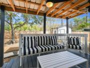 Modern Cottage+8 Guests+Covered Patio+Weber Grill