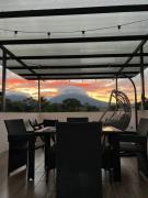 Rooftop and stunning Arenal Volcano views 3 minutes from La Fortuna