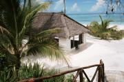 PRIVATE BEACH BUNGALOW ZERO MINUTE to beach Matemwe
