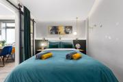 Stylish, Fully Equipped Central Apartment beside Hyde Park Stylish, Fully Equipped Central Apartment beside Hyde Park