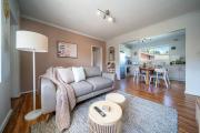 Top Wayville