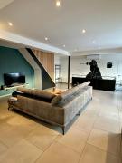 Happy Duplex Happy Duplex