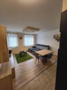 TriAngol Apartman: fürdő, belváros, egyetem TriAngol Apartman: fürdő, belváros, egyetem