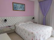 Suíte confortável para casal ou 2 mulheres com cozinha