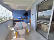 Apto em Bertioga , pé na areia