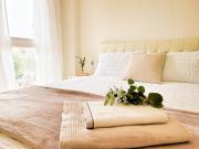 Apartamento con piscina y vistas a la montaña