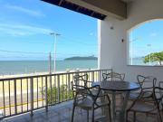 Extraordinária casa Pé na Areia - Piçarras