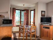 Charmant 2 pièces avec balcon, proche village et navettes, pour 4-6 personnes - FR-1-761-37 Charmant 2 pièces avec balcon, proche village et navettes, pour 4-6 personnes - FR-1-761-37