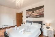 Apartment by The Spanish Steps