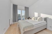 Tasteful Apartment with FREE GARAGE and Balcony by Noclegi Renters