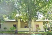 Charming & historical 3-Bed Bungalow in Hikkaduwa