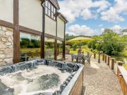 4 Bed in Oswestry 88850