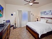 Central Location, Heated Pool, Bbq, Hot Tub, More