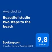 Beautiful studio two steps to the beach