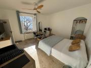 Studio Liège, vue mer au village de Bormes les Mimosas