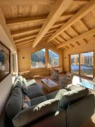 Chalet La Clarée avec grande terrasse et jardin plein sud