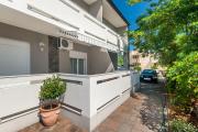 Modernes Apartment mit Klima, WiFi, Terrasse