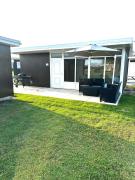 Beautiful Chalet, 18 Cordova, Selsey Country Club