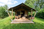 Safari tent 2 op Wellness Camping en B&B Stoltenborg