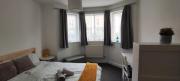 Bright, chilled ensuite DB room in a shared flat!