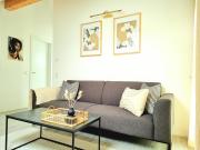 Homestay-Stylish, Zentral- Loft Apartment-Parking