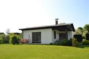 Ferienhaus am See auf großem Grundstück, Kaminofen