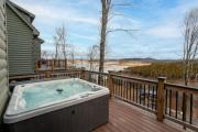 Chalet Amelia Lake View HotTub Fireplace Arcade