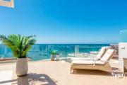 ViVi Homes - La Ola Pool, Terrace & Sea View