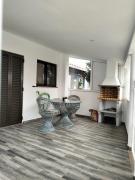 CASA Bela - zona calma e com piscina