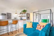 Modern Stylish Studio Manhattan Beach - MB44A DO NOT REACTIVATE