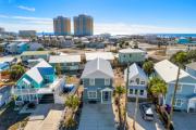 Silver Sands Getaway in Panama City Beach - Private pool, walk to beach, family friendly