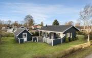 Stunning Home In Hadsund With Wifi