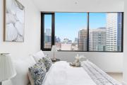 Modern 2BR Apt Next to Southern Cross FREE Parking