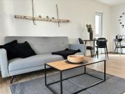 Charming Homes - Studio 15