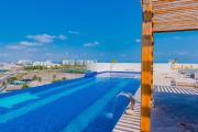 Apartamento con Vista Panorámica al Mar