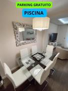 Beautiful & Cozy Apart. Pool & Parking-Downtown